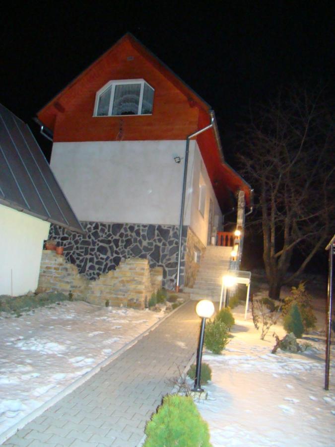 A-Privat Hotel Liptovsky Mikulas Luaran gambar
